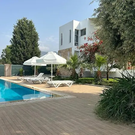 / Zeytinlik 2+1 Havuzlu Manzarali Daire Apartment *